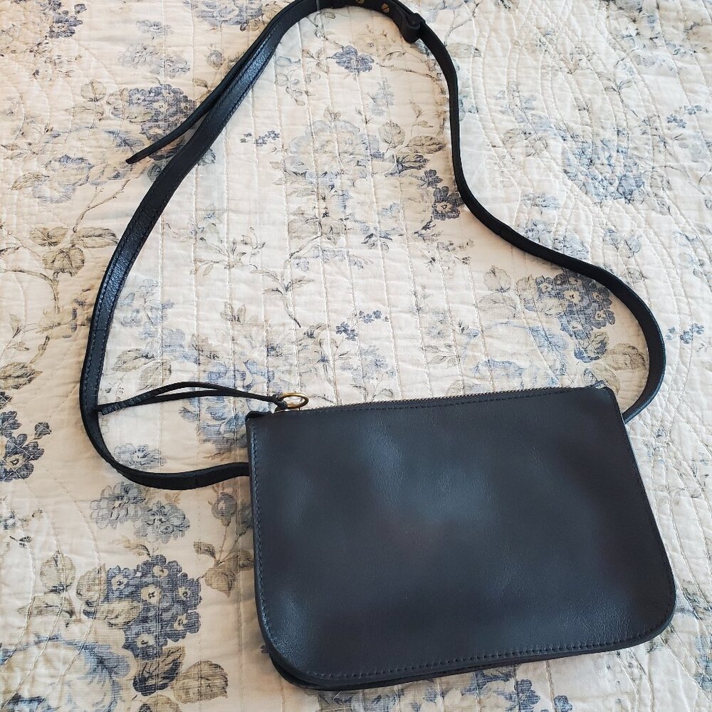Madewell Black The Simple Crossbody Bag